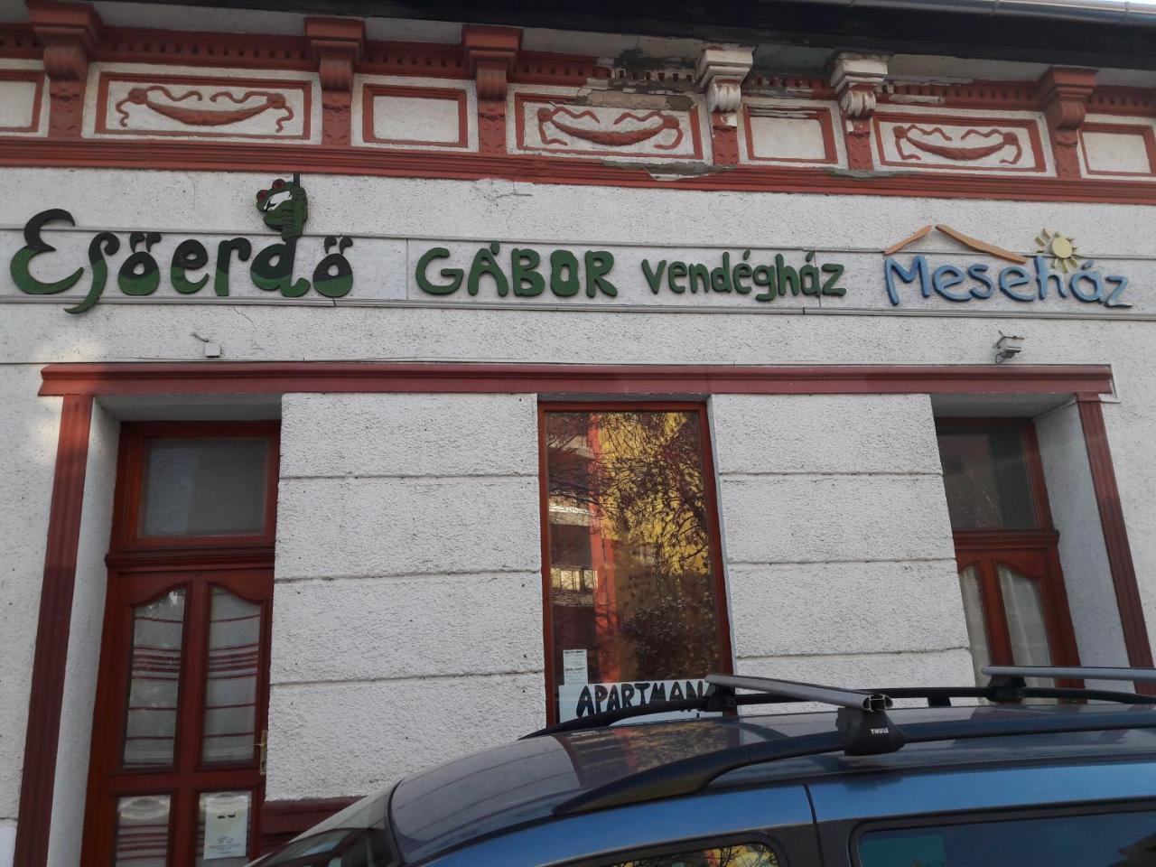 Gabor Vendeghaz Apartment Eger Luaran gambar